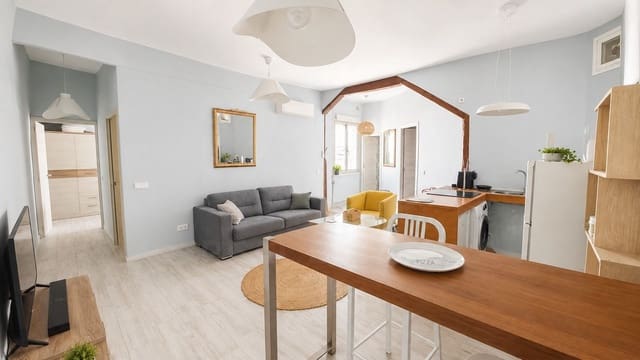 Apartamento de 2 habitaciones en Madrid ciudad en alquiler - 1.600 € (Ref: 10046000)