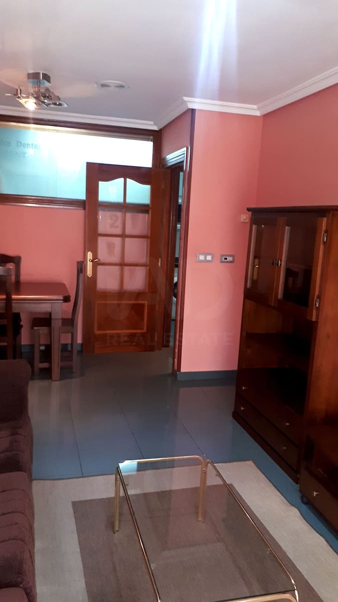 2 slaapkamer Appartement te huur in Leon stad - € 800 (Ref: 10046002)