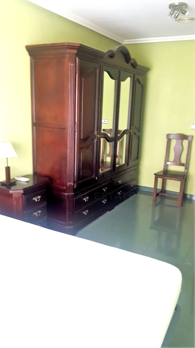2 slaapkamer Appartement te huur in Leon stad - € 800 (Ref: 10046002)