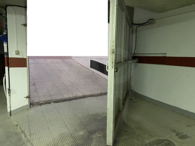 Garage te koop in Barbate - € 230.000 (Ref: 10046667)