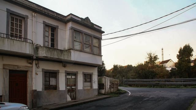 6 chambre Villa/Maison Mitoyenne à vendre à Ferrol - 45 000 € (Ref: 10046668)