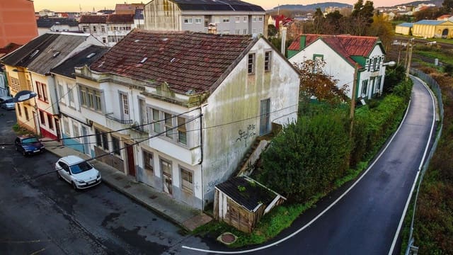 6 chambre Villa/Maison Mitoyenne à vendre à Ferrol - 45 000 € (Ref: 10046668)