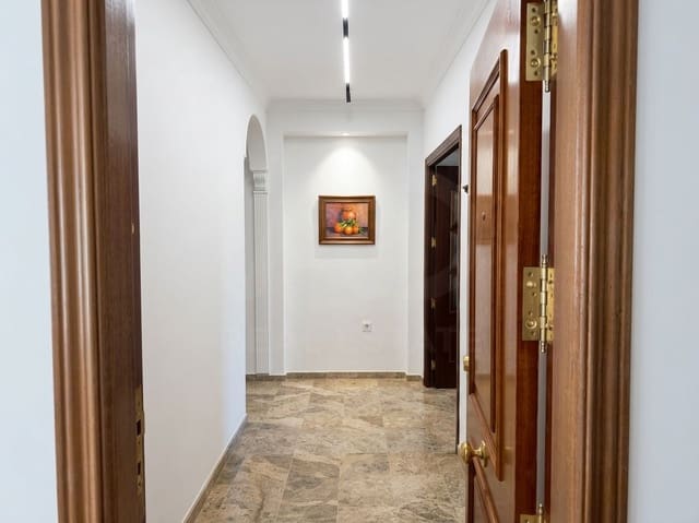 3 sovrum Lägenhet till salu i Lucena - 135 000 € (Ref: 10046674)