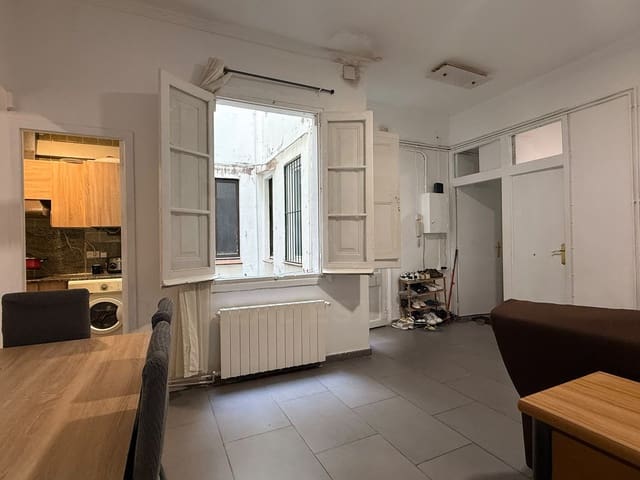 3 slaapkamer Appartement te koop in El Barri Gòtic, Barcelona stad - € 425.000 (Ref: 10046679)