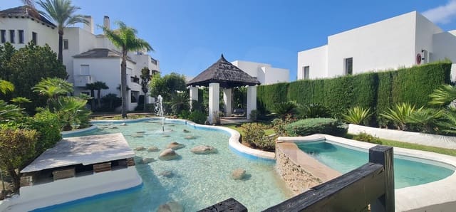 1 bedroom Apartment for sale in Río Real, Marbella with pool garage - € 695,000 (Ref: 10047377)