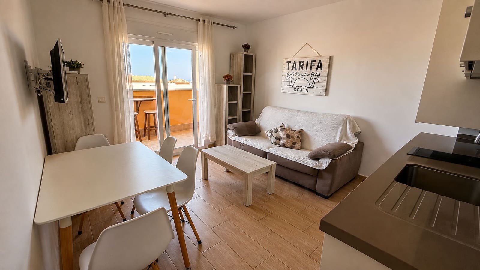 1 bedroom Apartment for sale in Tarifa with pool garage - € 380,000 (Ref: 10047380)