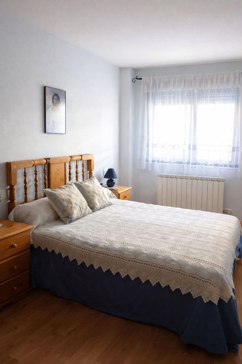 1 bedroom Apartment for sale in Villaquilambre with garage - € 114,000 (Ref: 10048240)