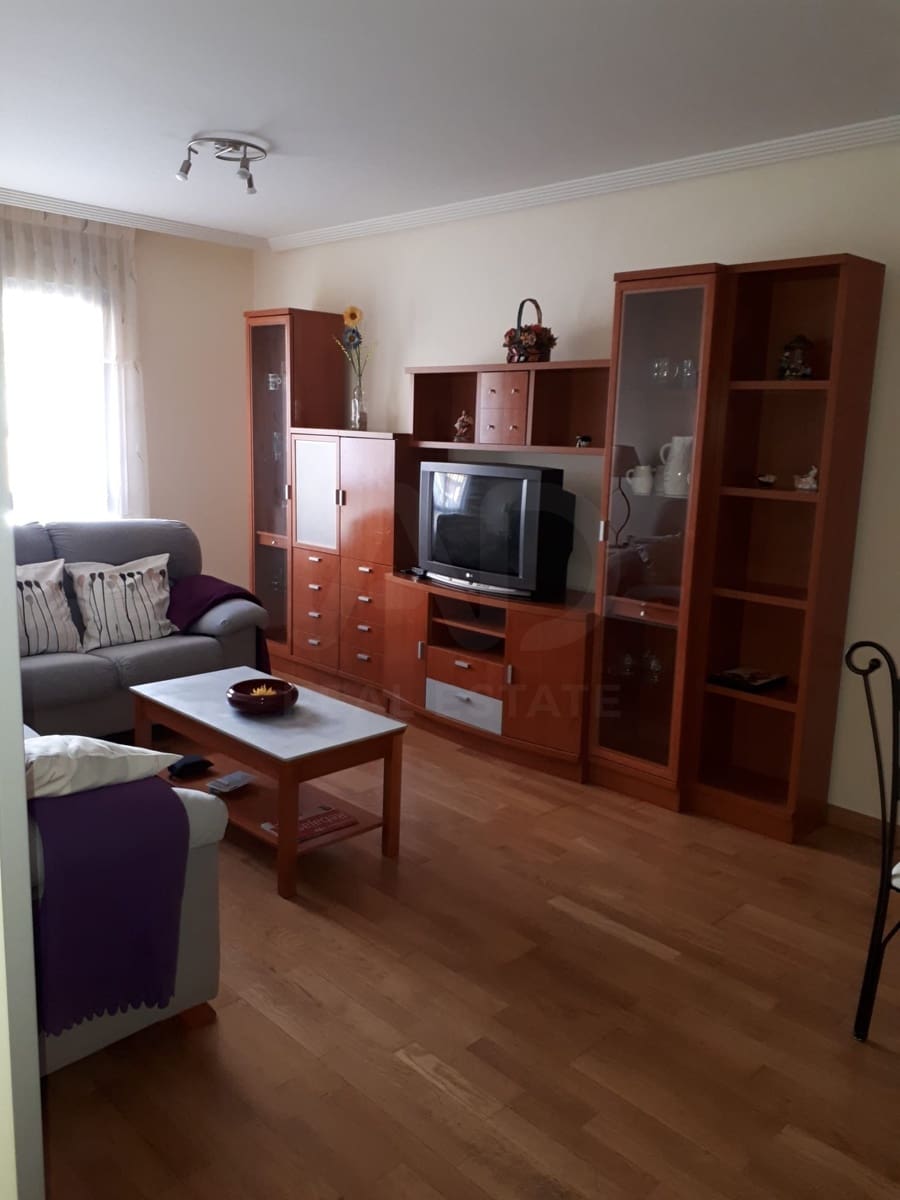 1 bedroom Apartment for sale in Villaquilambre with garage - € 114,000 (Ref: 10048240)
