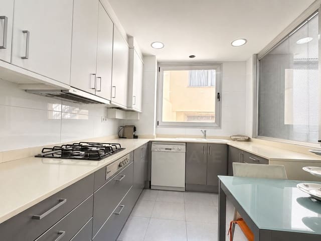 4 soverom Hus til salgs i Llíria med garasje - € 600 000 (Ref: 10048245)