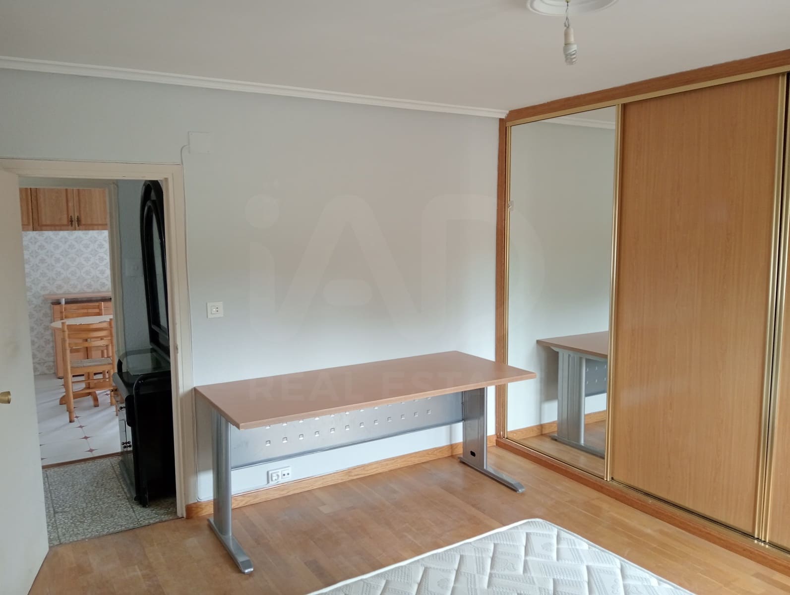 3 makuuhuone Huoneisto vuokrattavana paikassa Leon kaupunki - 550 € (Ref: 10048249)