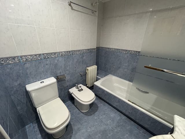 2 Zimmer Apartment zu verkaufen in San Andrés del Rabanedo mit Garage - 104.000 € (Ref: 10048633)
