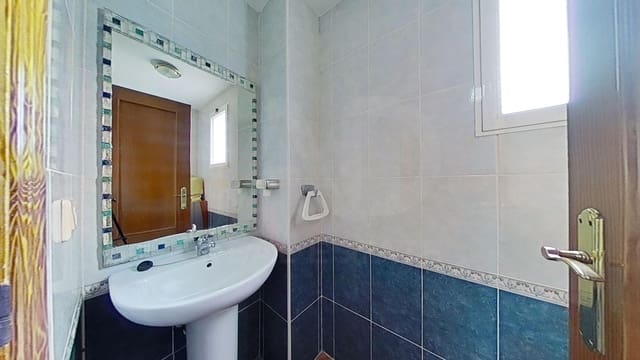 3 slaapkamer Rijtjeshuis te koop in Moncofa met garage - € 245.000 (Ref: 10048634)