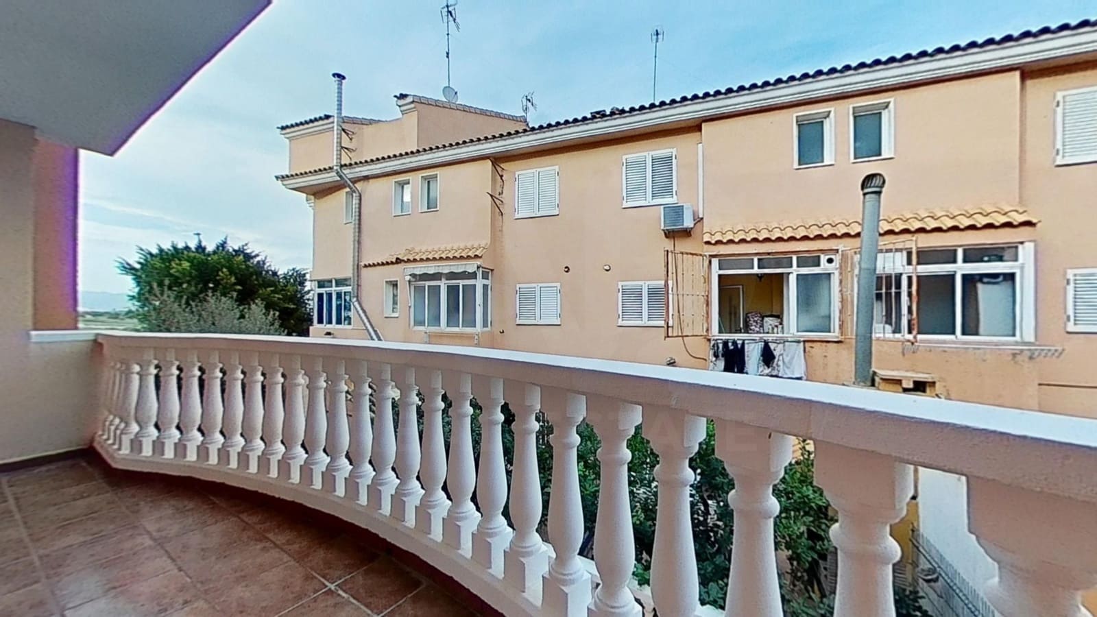 3 slaapkamer Rijtjeshuis te koop in Moncofa met garage - € 245.000 (Ref: 10048634)