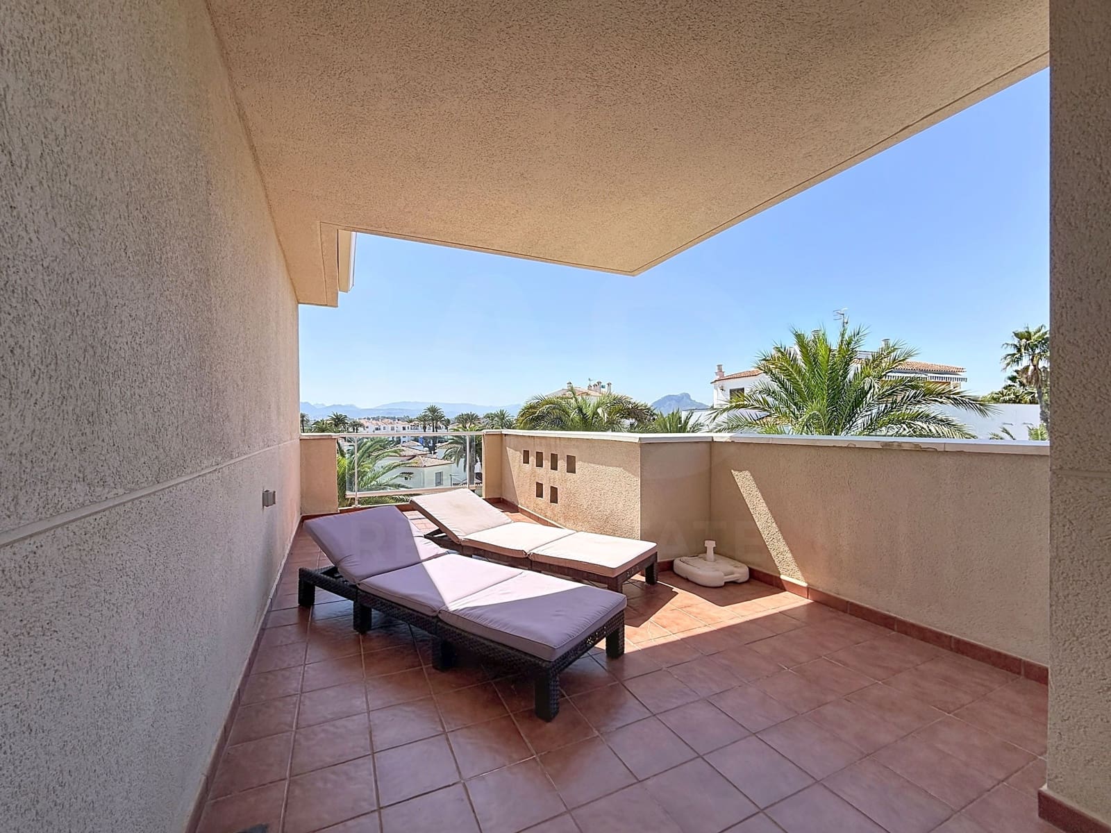 3 quarto Apartamento para venda em Denia com piscina - 310 000 € (Ref: 10048635)