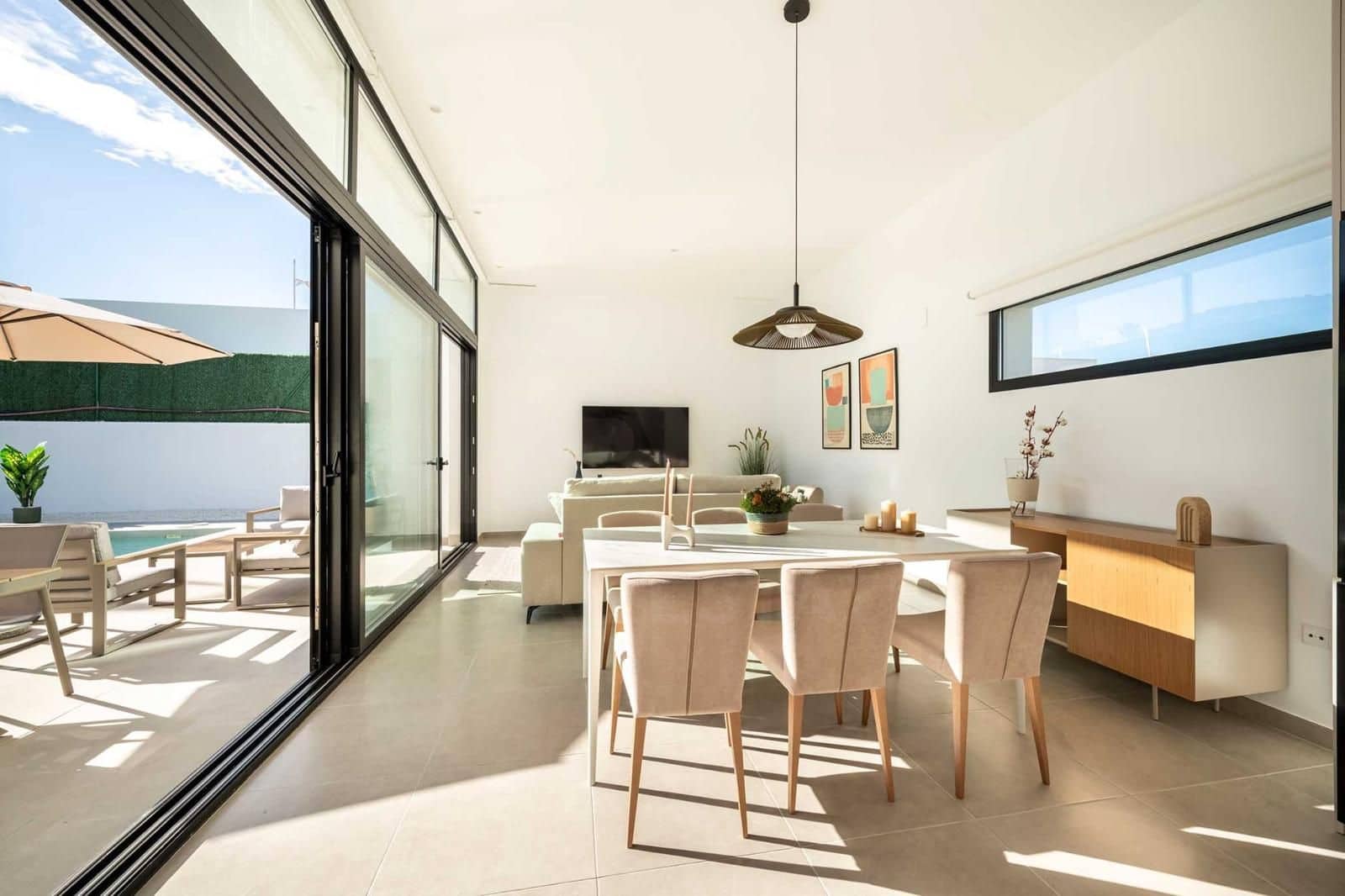 Chalet de 3 habitaciones en Calasparra en venta con piscina - 359.000 € (Ref: 10048636)