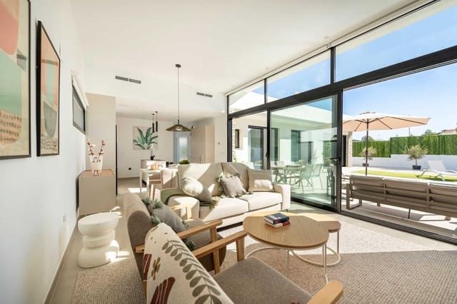 Chalet de 3 habitaciones en Calasparra en venta con piscina - 359.000 € (Ref: 10048636)