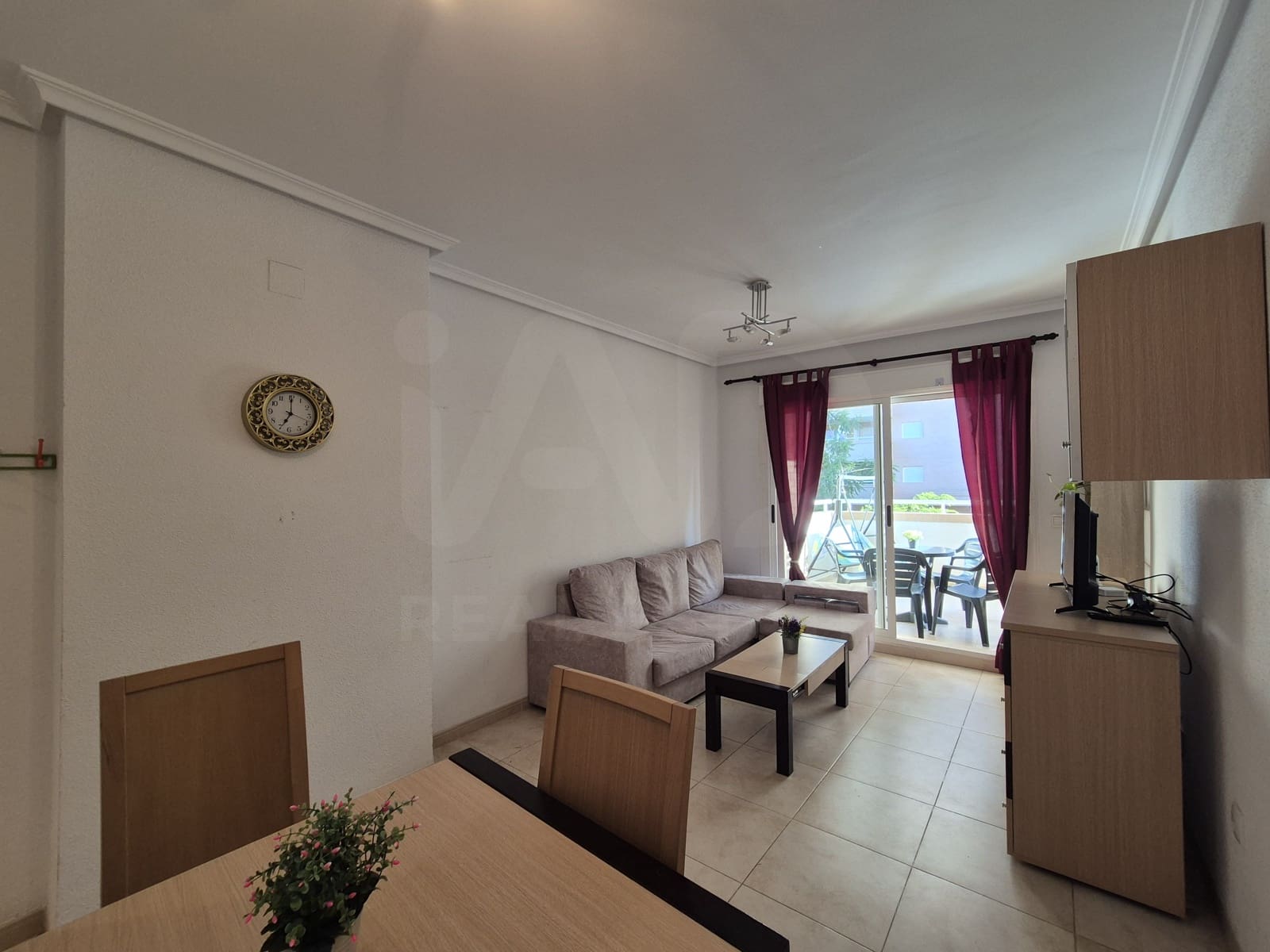 2 bedroom Apartment for sale in Oropesa  with pool - € 127,000 (Ref: 10048639)