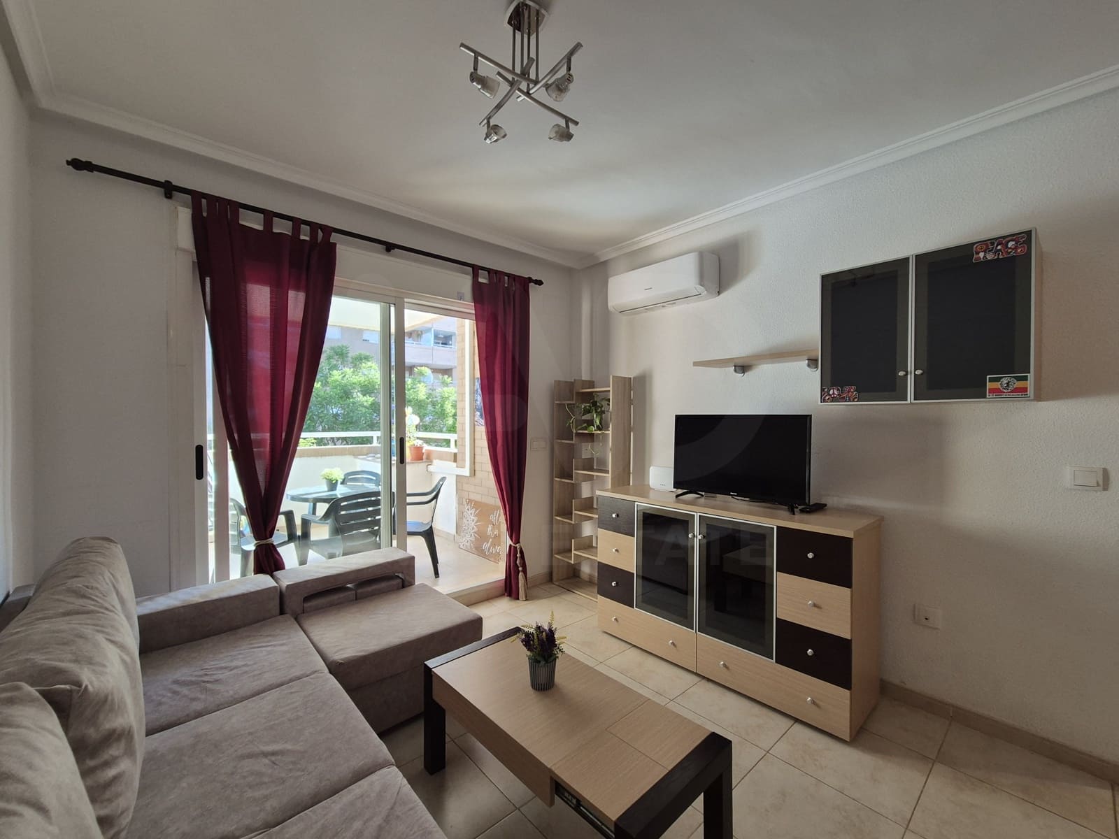 2 bedroom Apartment for sale in Oropesa  with pool - € 127,000 (Ref: 10048639)
