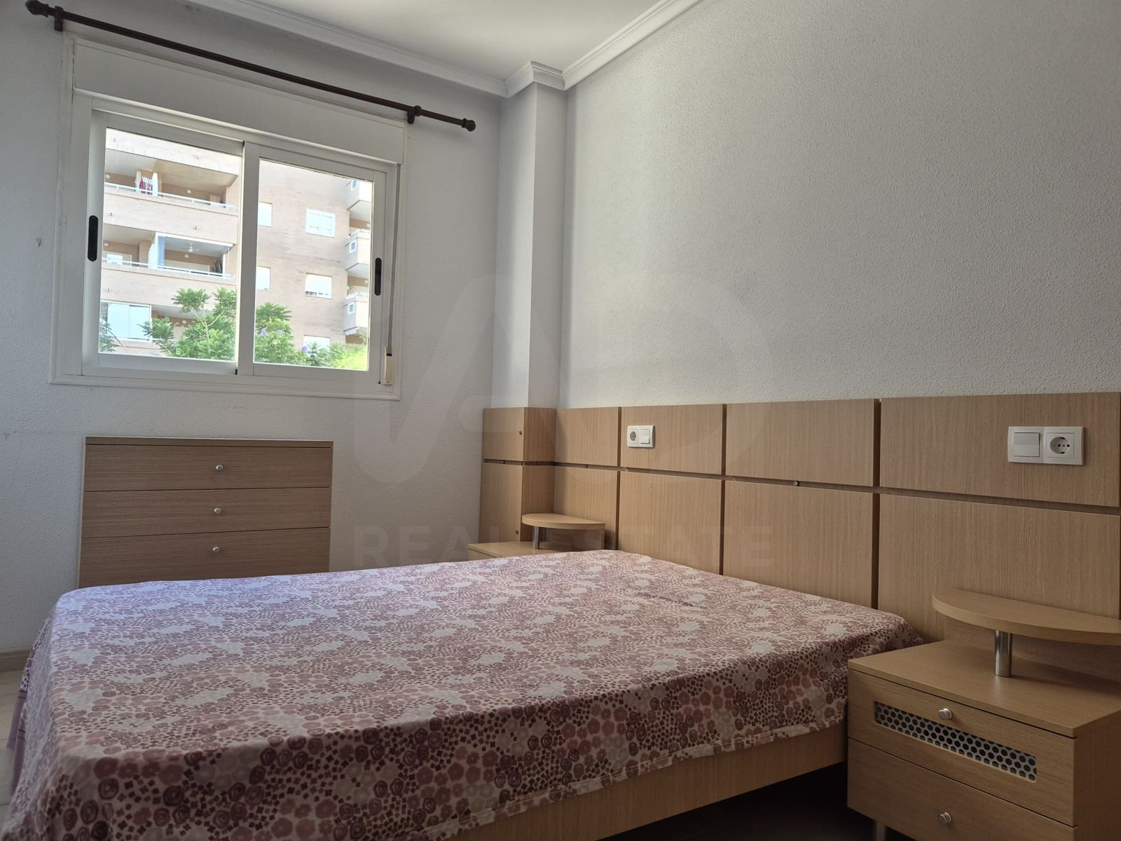 2 bedroom Apartment for sale in Oropesa  with pool - € 127,000 (Ref: 10048639)