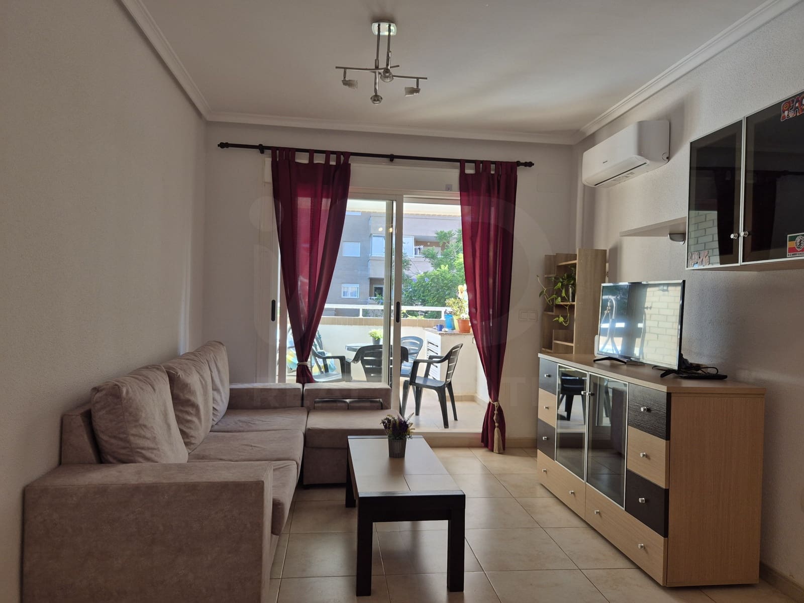 2 bedroom Apartment for sale in Oropesa  with pool - € 127,000 (Ref: 10048639)