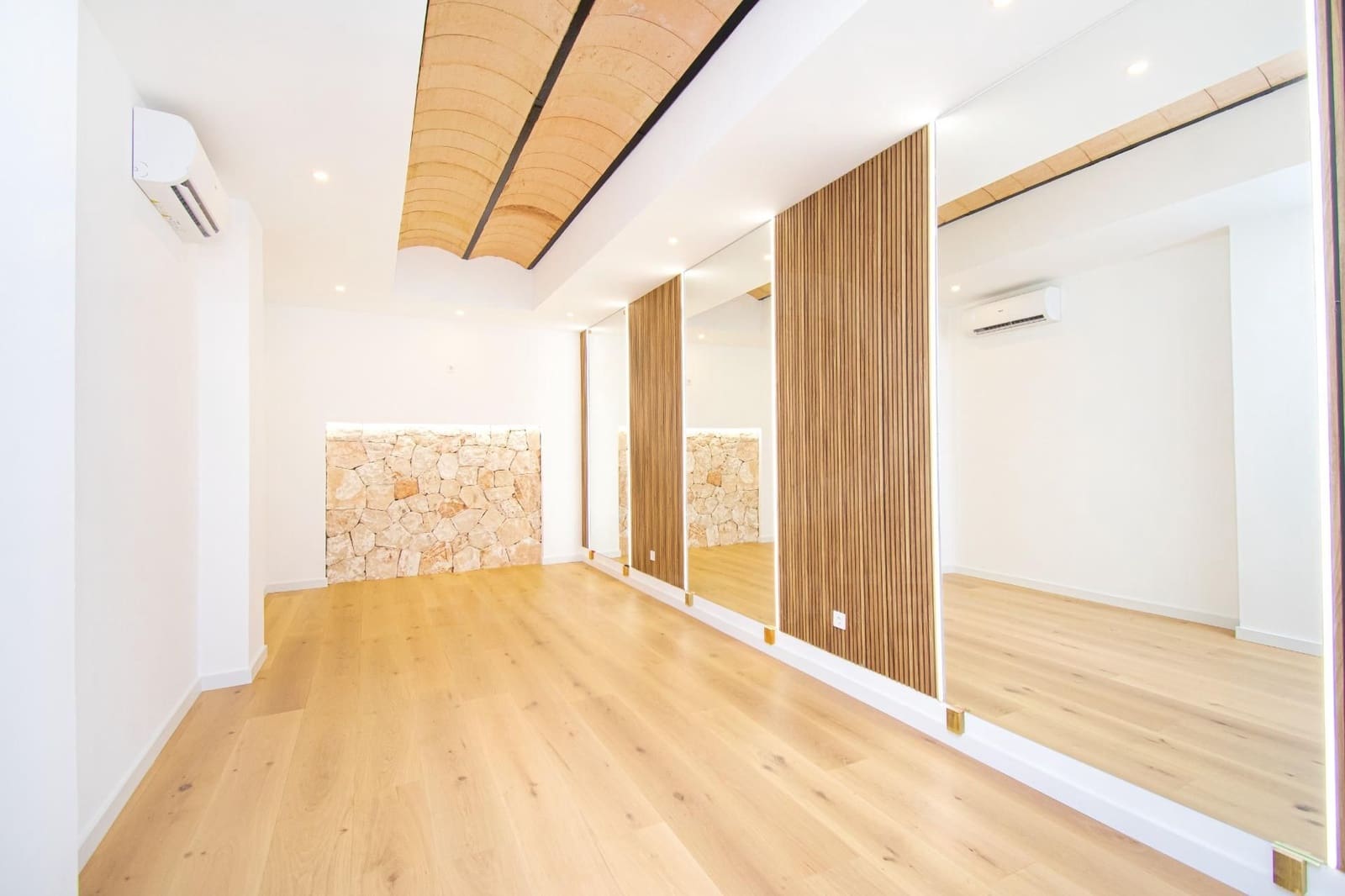 3 quarto Casa em Banda para venda em Palma de Mallorca com piscina garagem - 1 320 000 € (Ref: 10048642)