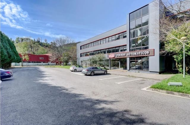 7 soveværelse Erhverv til salg i Deba - € 7.500.000 (Ref: 10048644)