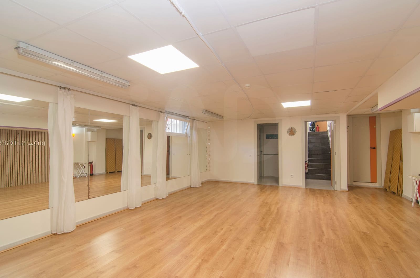 Commercieel te koop in Garraf - € 495.000 (Ref: 10048646)