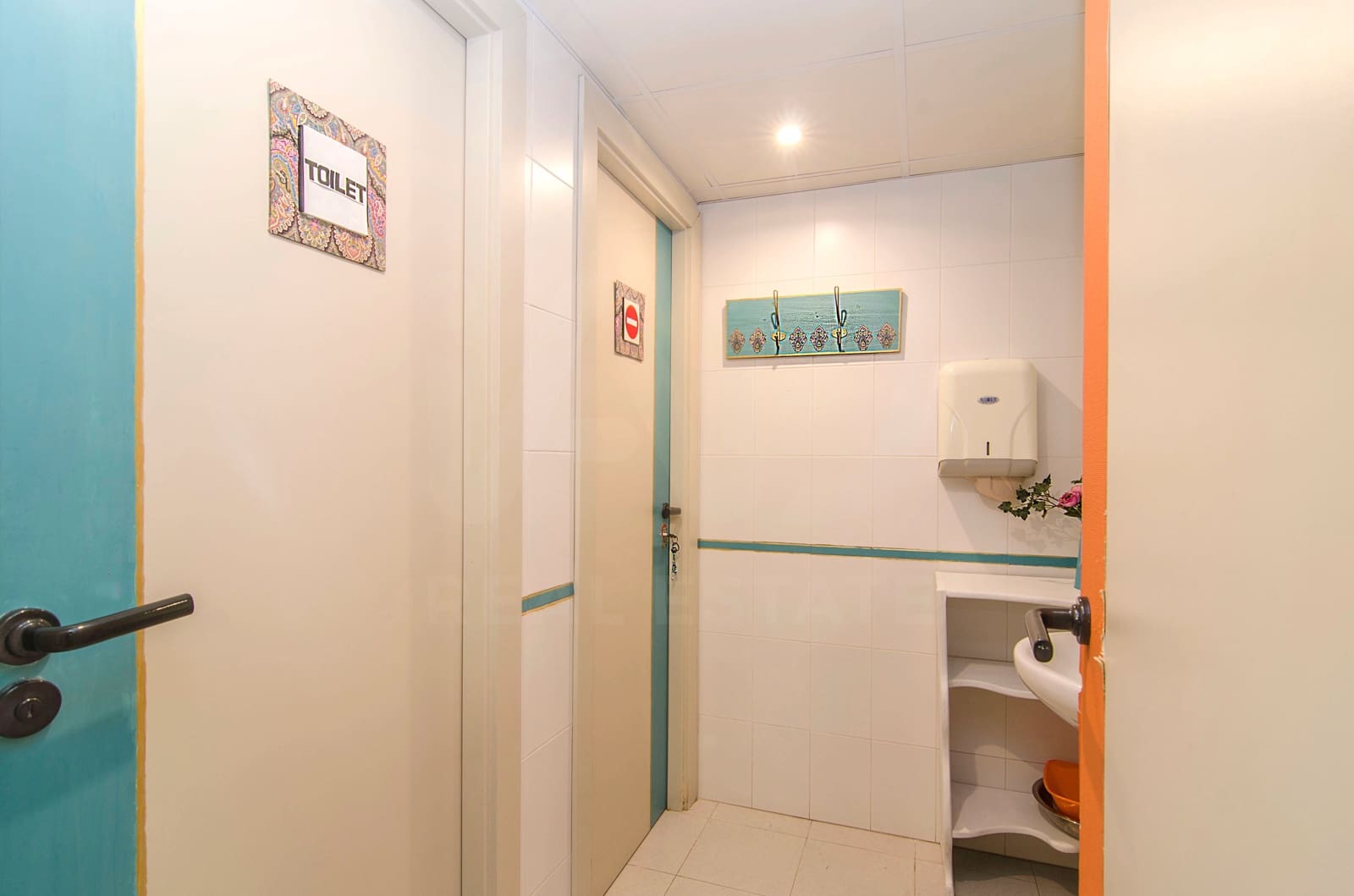 Commercieel te koop in Garraf - € 495.000 (Ref: 10048646)