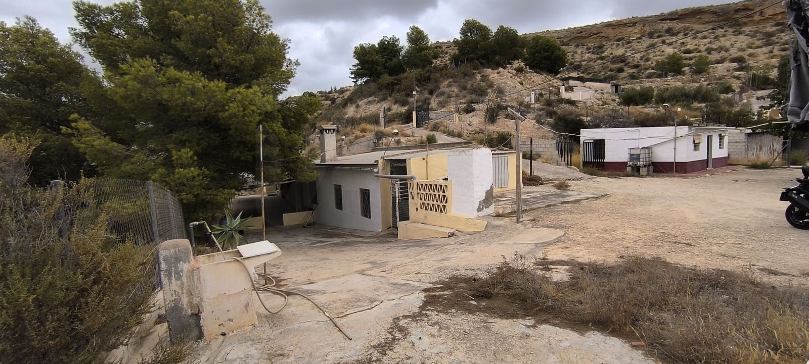 2 slaapkamer Finca/Landhuis te koop in Crevillente / Crevillent met garage - € 136.500 (Ref: 10048647)