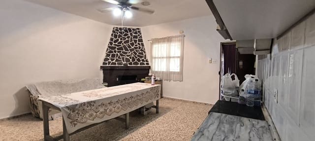 2 slaapkamer Finca/Landhuis te koop in Crevillente / Crevillent met garage - € 136.500 (Ref: 10048647)