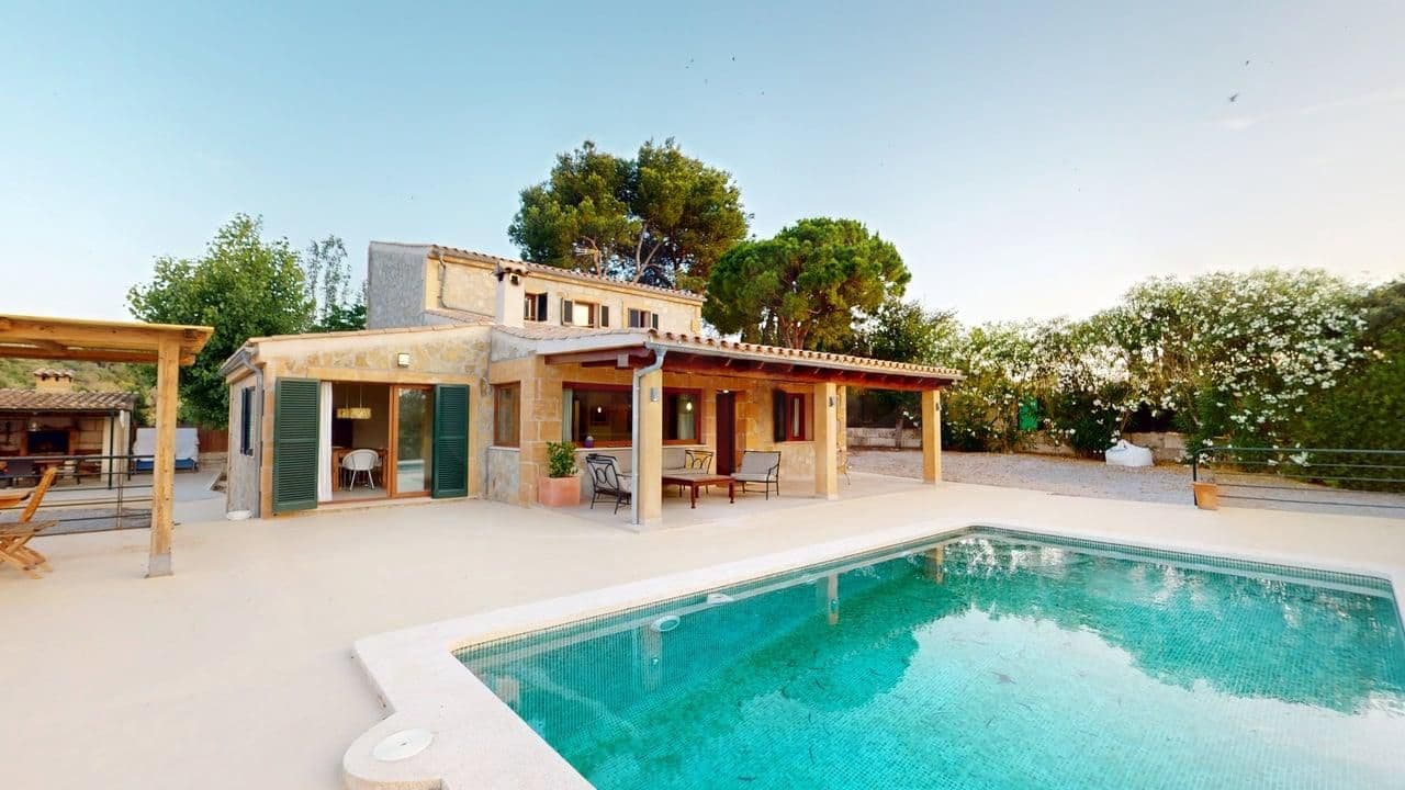 3 Zimmer Villa zu vermieten in Alcudia mit Pool - 2.925 € (Ref: 10049362)