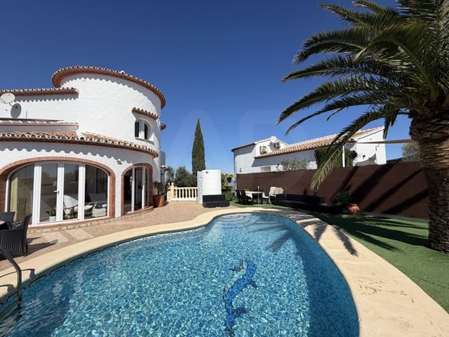 3 Zimmer Villa zu verkaufen in Pedreguer mit Pool Garage - 548.000 € (Ref: 10049363)