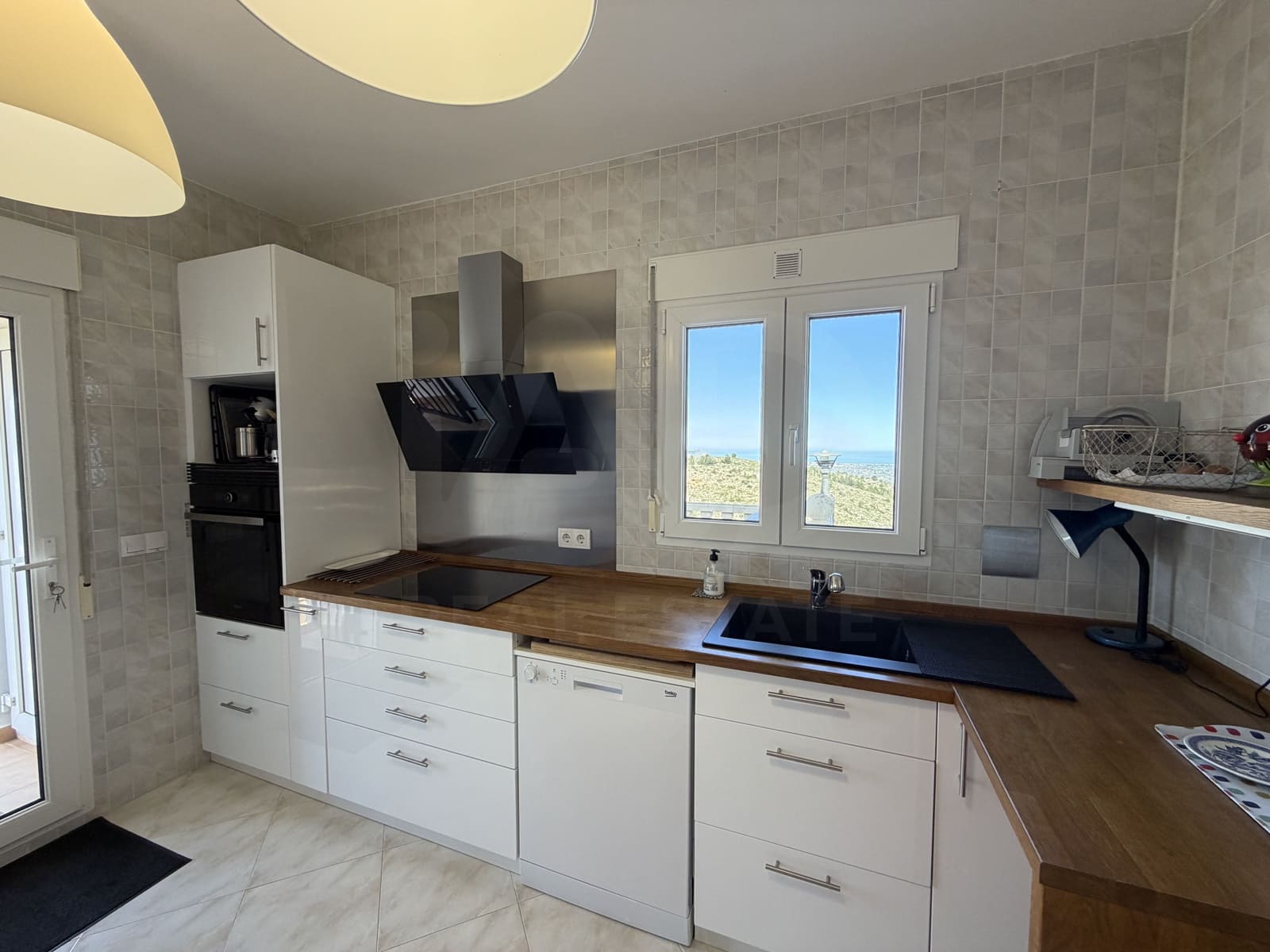 3 Zimmer Villa zu verkaufen in Pedreguer mit Pool Garage - 548.000 € (Ref: 10049363)