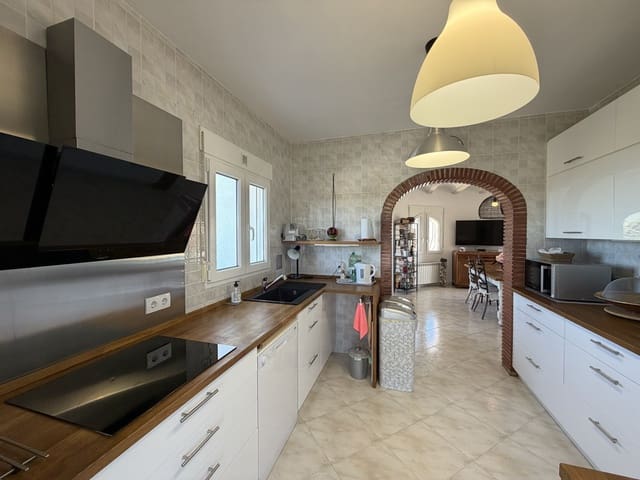 3 Zimmer Villa zu verkaufen in Pedreguer mit Pool Garage - 548.000 € (Ref: 10049363)