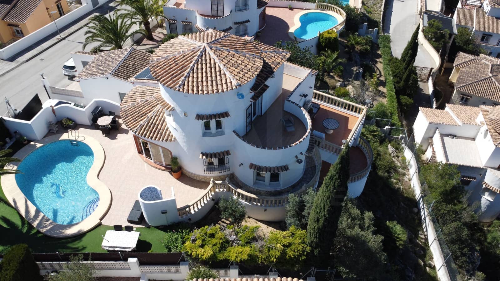 3 Zimmer Villa zu verkaufen in Pedreguer mit Pool Garage - 548.000 € (Ref: 10049363)