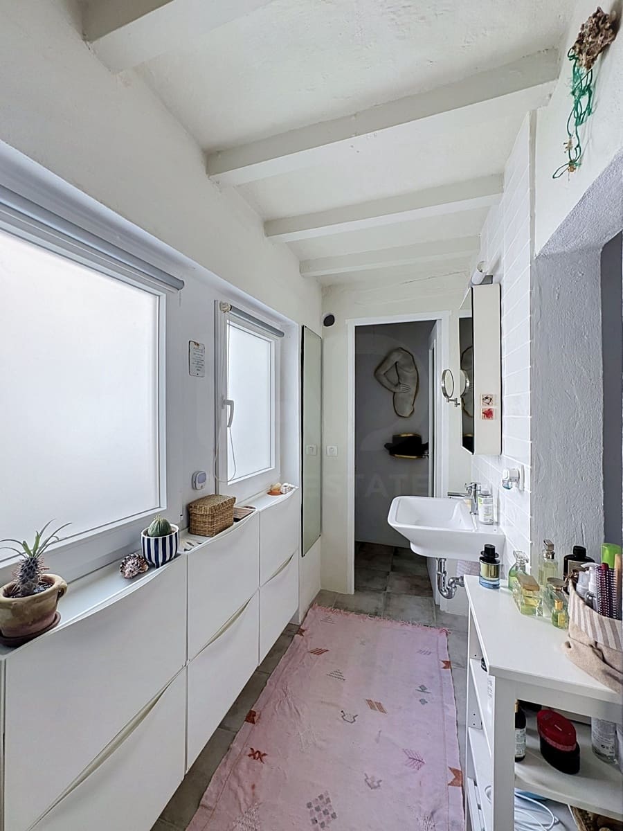 2 bedroom Apartment for sale in Tarifa - € 452,000 (Ref: 10049827)