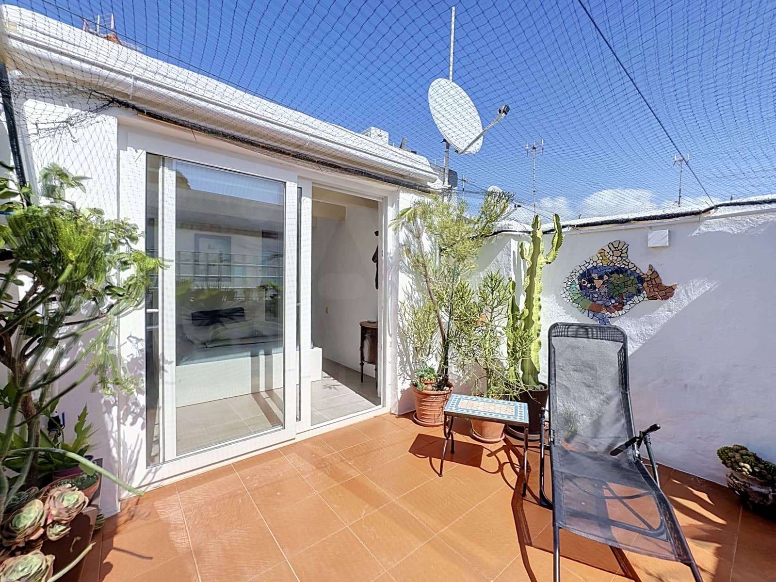 2 bedroom Apartment for sale in Tarifa - € 452,000 (Ref: 10049827)