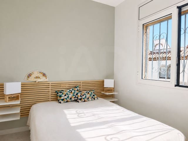 3 chambre Villa/Maison Mitoyenne à vendre à Mont-roig del Camp avec piscine garage - 398 000 € (Ref: 10049830)
