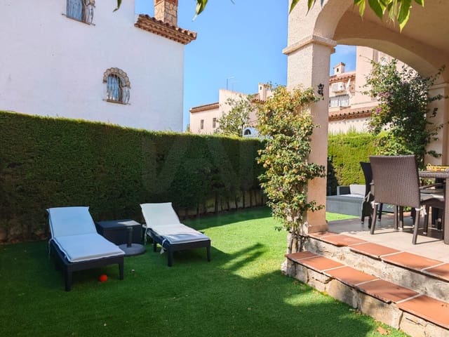 3 sypialnia Dom szeregowy na sprzedaż w Mont-roig del Camp z basenem garażem - 398 000 € (Ref: 10049830)