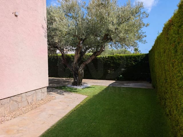 3 sypialnia Dom szeregowy na sprzedaż w Mont-roig del Camp z basenem garażem - 398 000 € (Ref: 10049830)