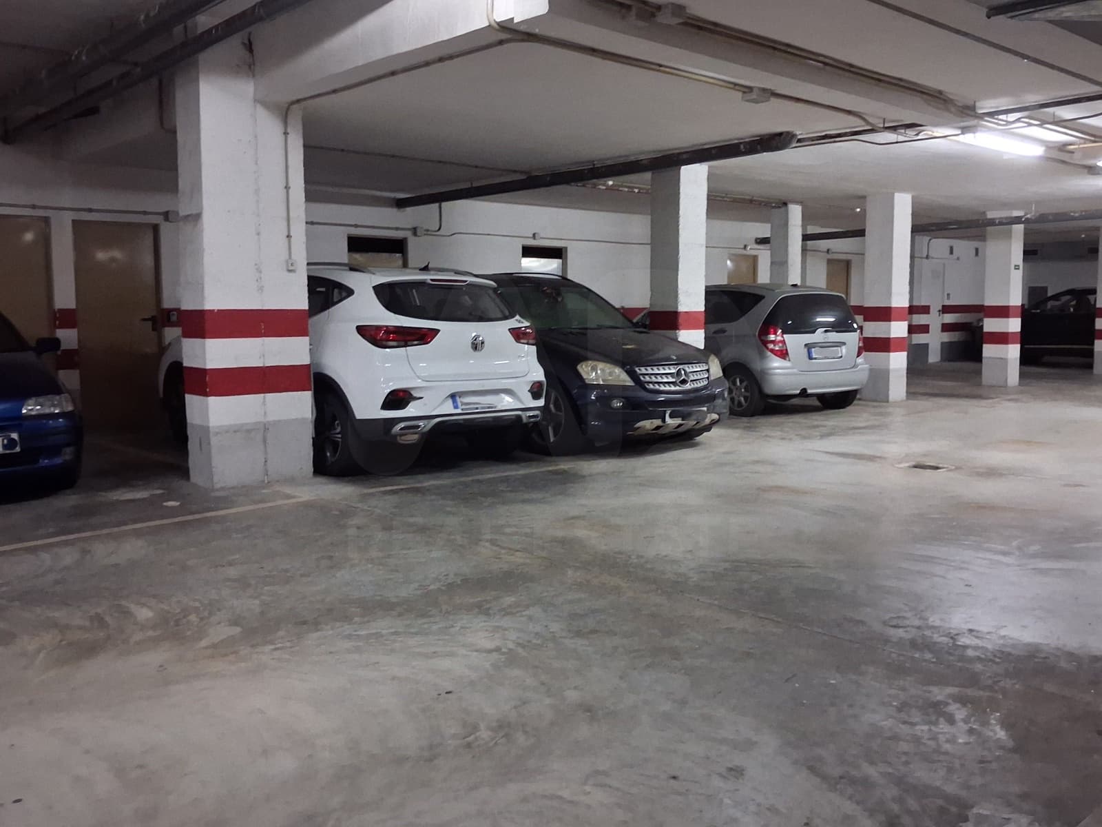 Autotalli myytävänä paikassa Palma de Mallorca - 80 000 € (Ref: 10049832)