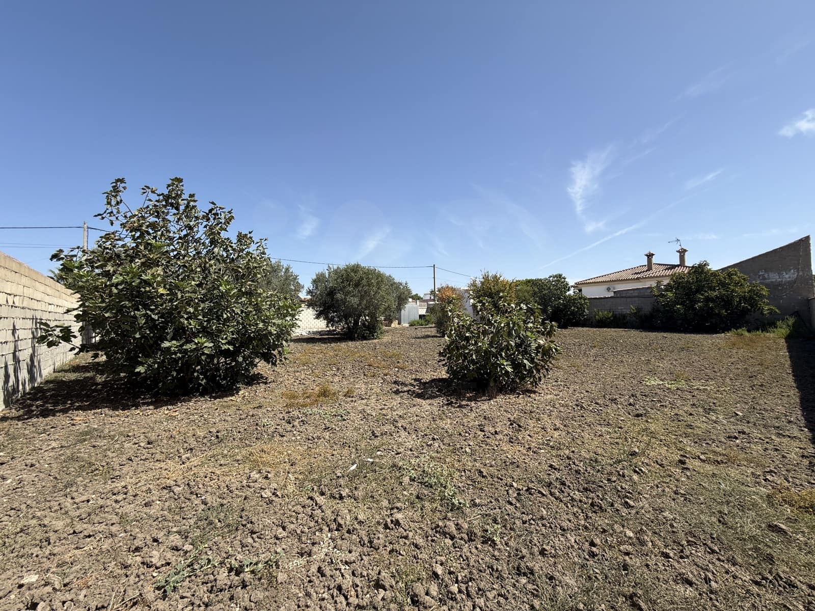 Rakentamaton maa myytävänä paikassa Chiclana de la Frontera - 85 000 € (Ref: 10049833)