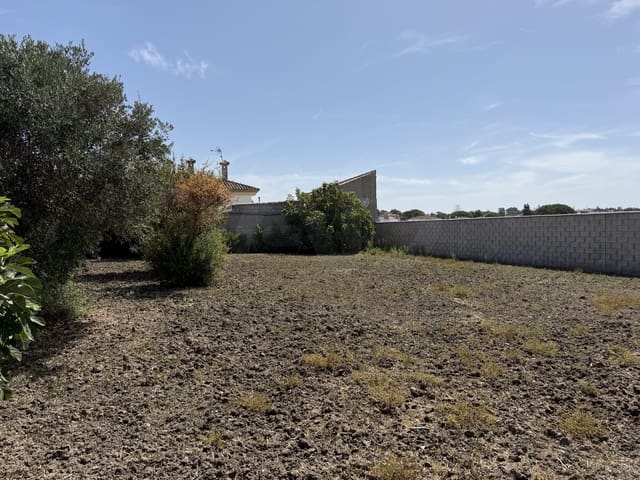 Rakentamaton maa myytävänä paikassa Chiclana de la Frontera - 85 000 € (Ref: 10049833)