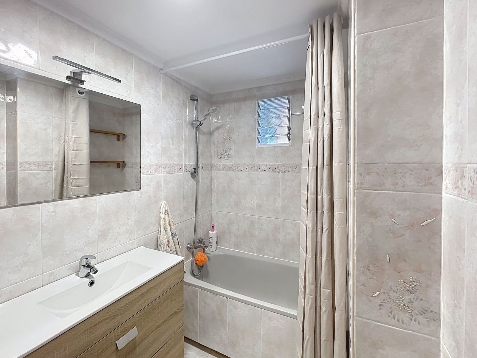 3 Zimmer Apartment zu vermieten in Malaga Stadt - 1.300 € (Ref: 10050458)