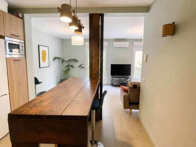 2 sovrum Lägenhet till salu i Pacífico, Madrid stad - 600 000 € (Ref: 10050524)