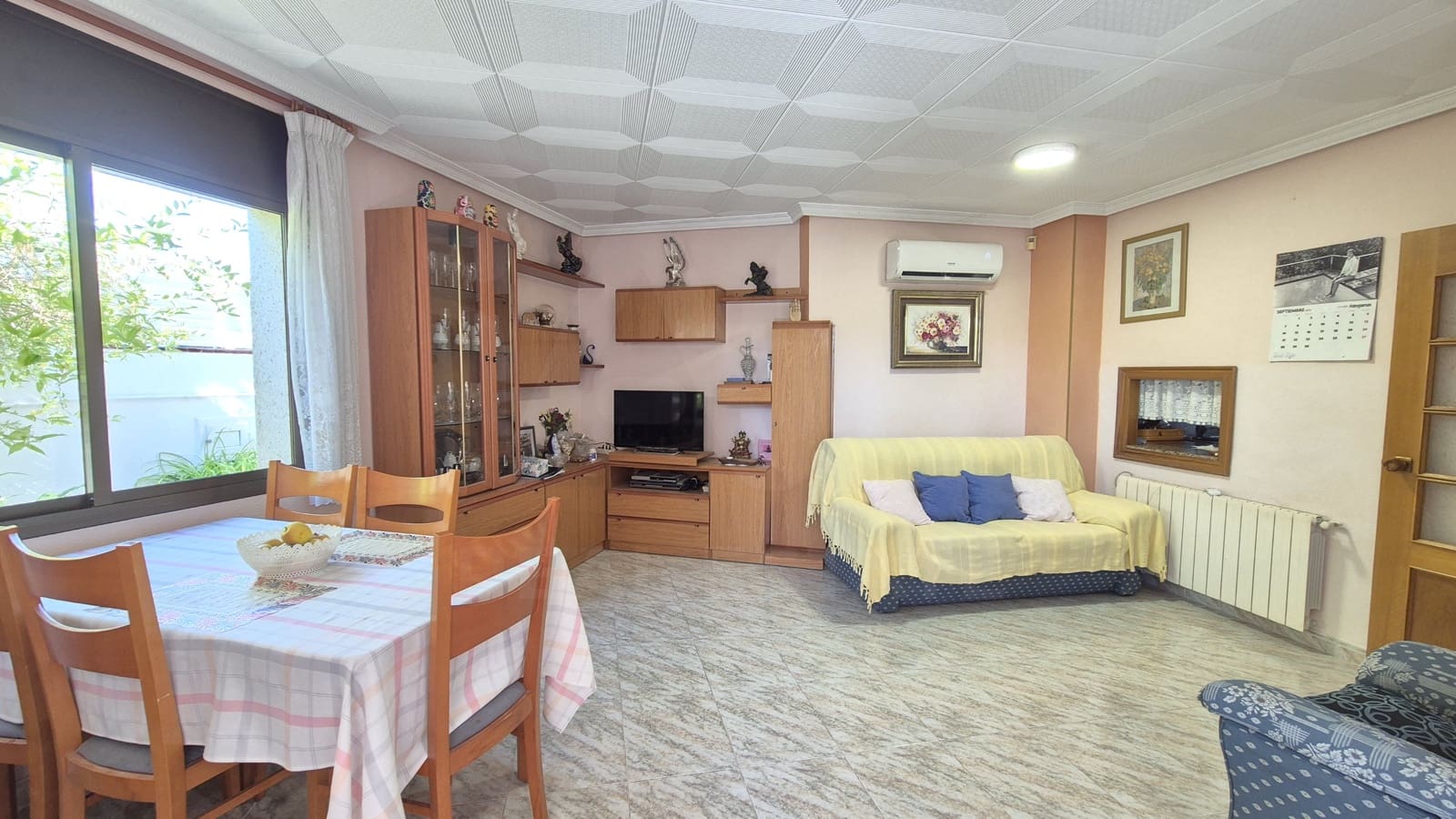 5 sovrum Villa till salu i Calafell med garage - 324 500 € (Ref: 10051856)