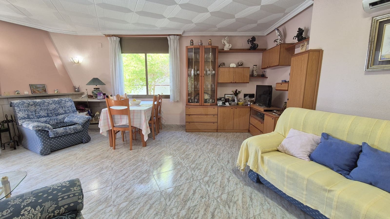 5 sovrum Villa till salu i Calafell med garage - 324 500 € (Ref: 10051856)