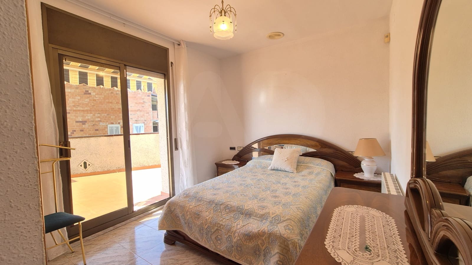 5 sovrum Villa till salu i Calafell med garage - 324 500 € (Ref: 10051856)
