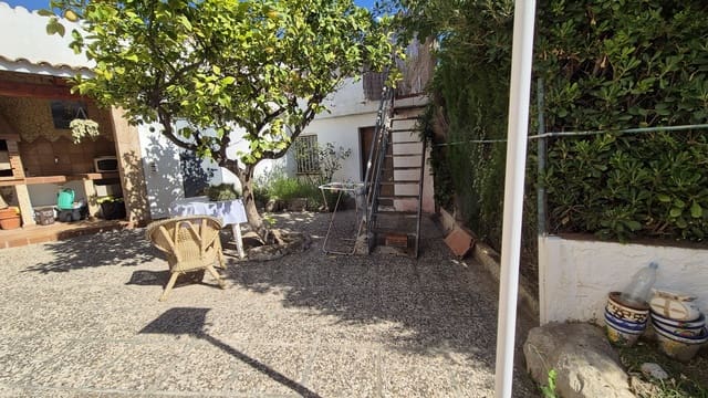 5 sovrum Villa till salu i Calafell med garage - 324 500 € (Ref: 10051856)