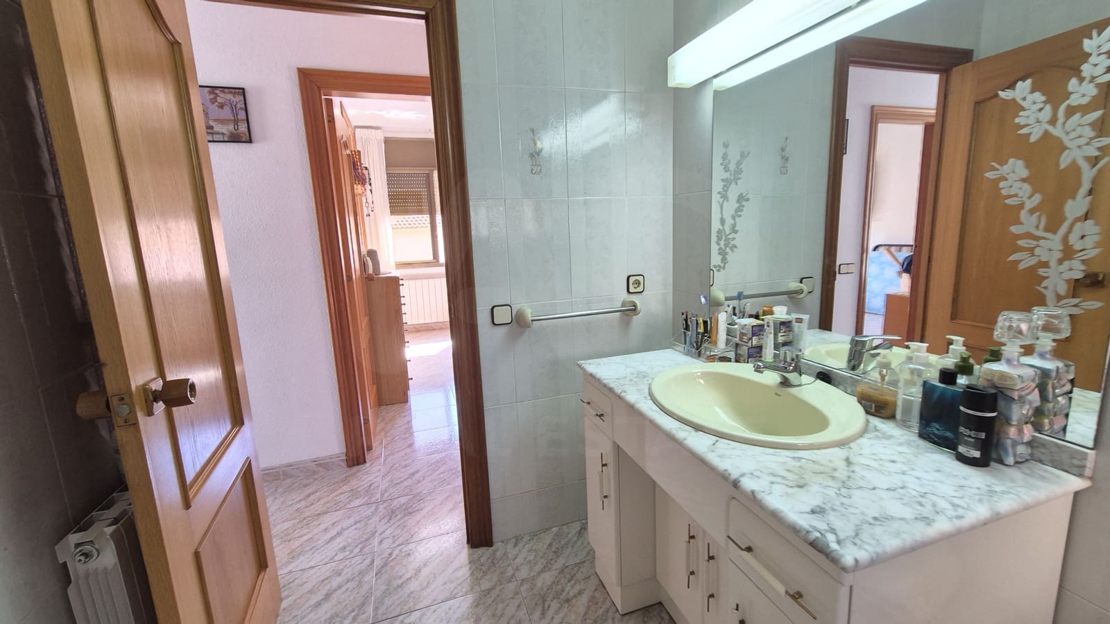 5 bedroom Villa for sale in Calafell with garage - € 324,500 (Ref: 10051856)